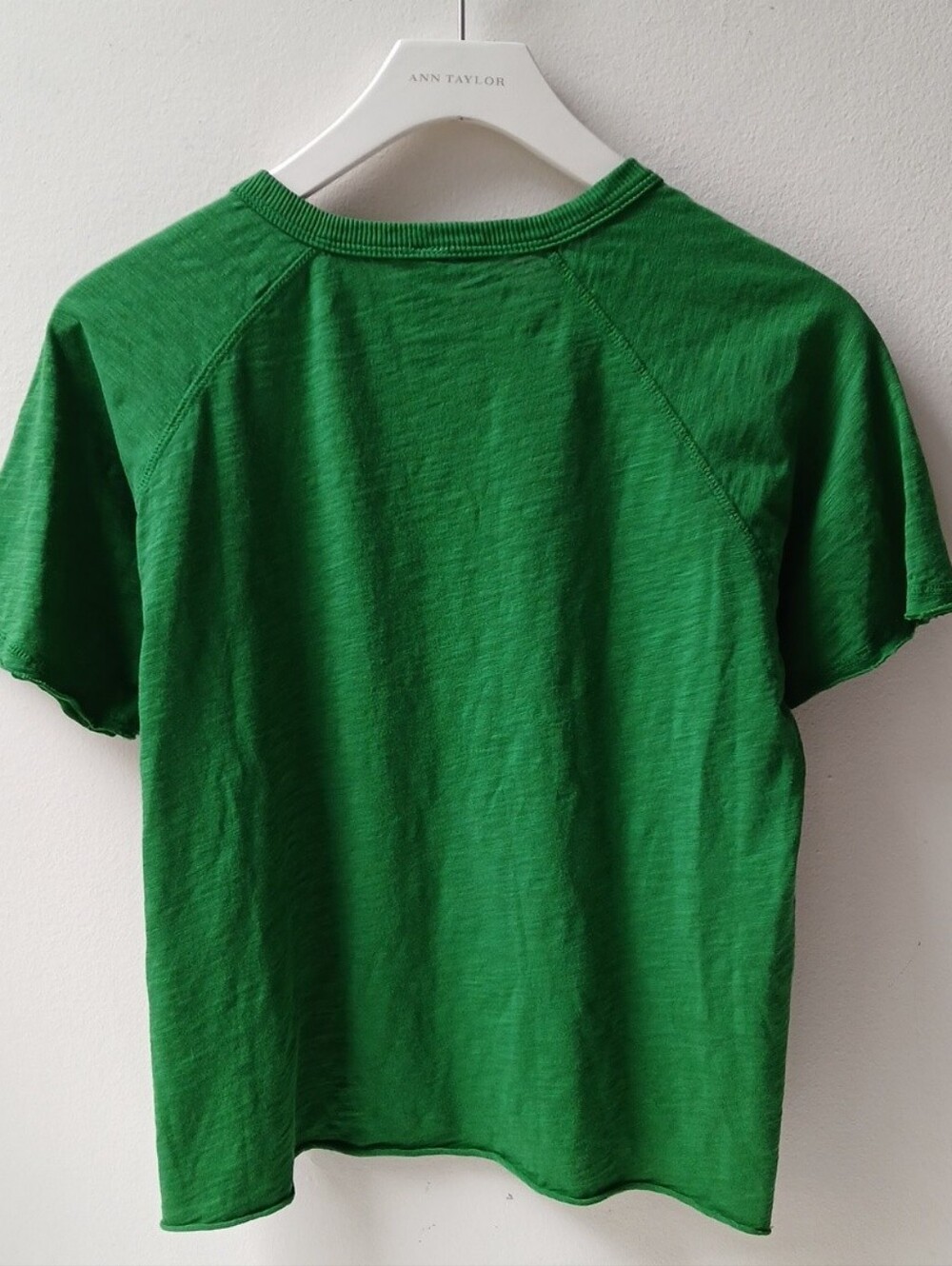 Bobi V Neck Crop T Shirt Green Women's XS - Picture 3 of 7